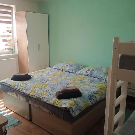 Apartman Laumar 3 Bzenec Eksteriør billede